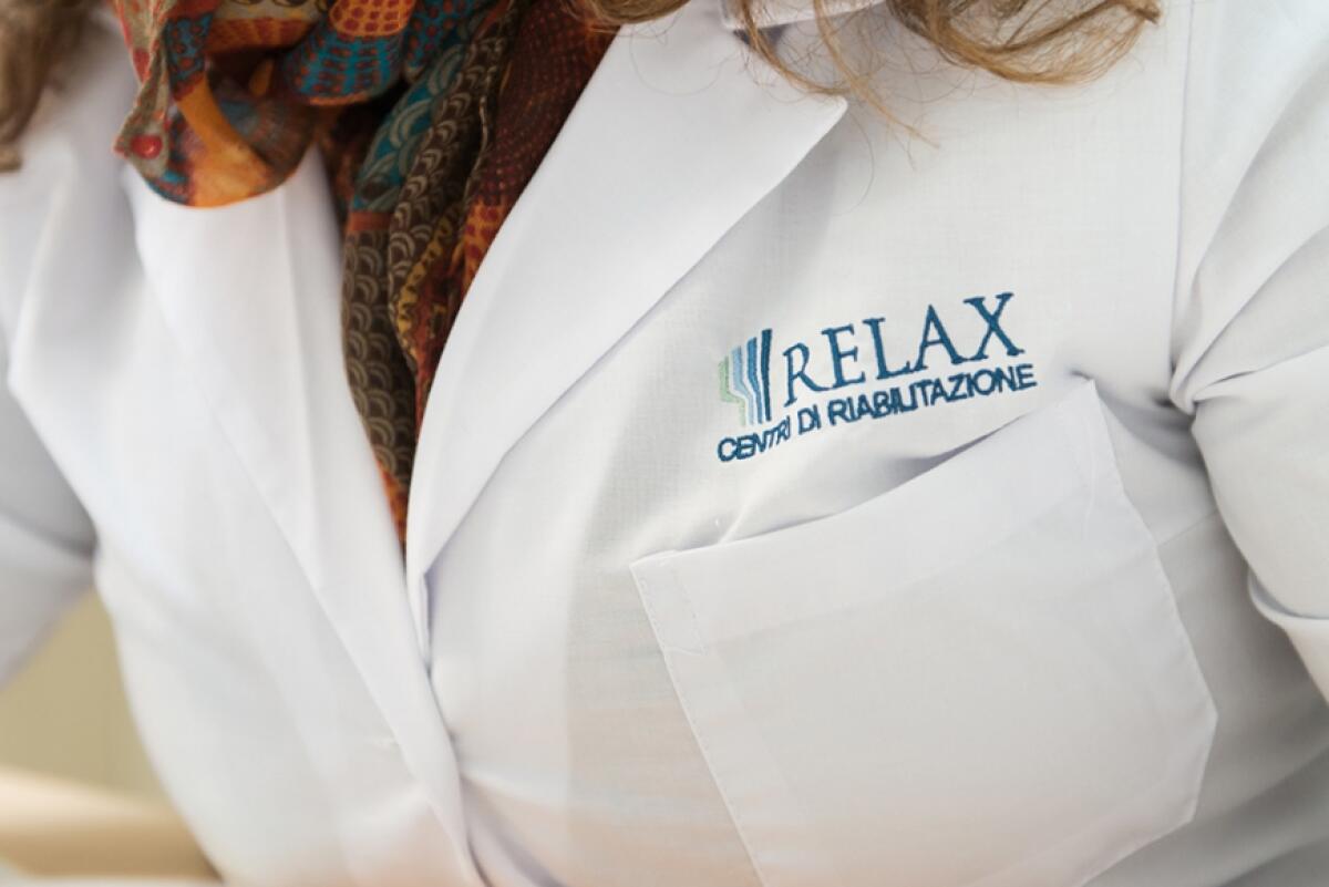 Nota elogiativa di un paziente alla dott.ssa Grazia Caporaso del Centro Relax di Montesarchio. - 