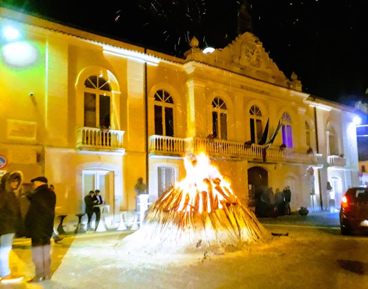 San Martino V.C: Fervono i preparativi per i "catuozzi". - 