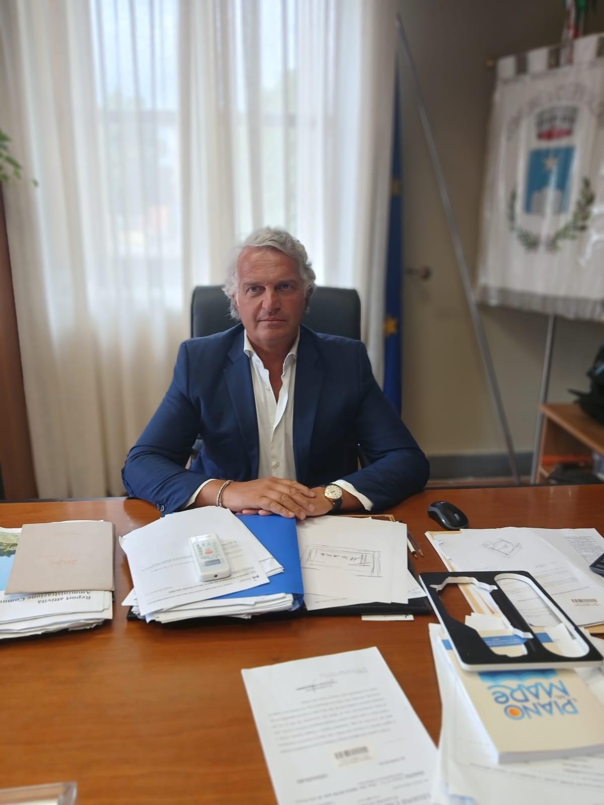 Ceppaloni, il Sindaco Cataudo tra i bambini e gli anziani: “Un Natale di vicinanza e condivisione” - 