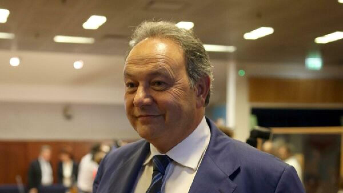 Presidente del Consiglio della Campania Oliviero escluso dal Pd - 