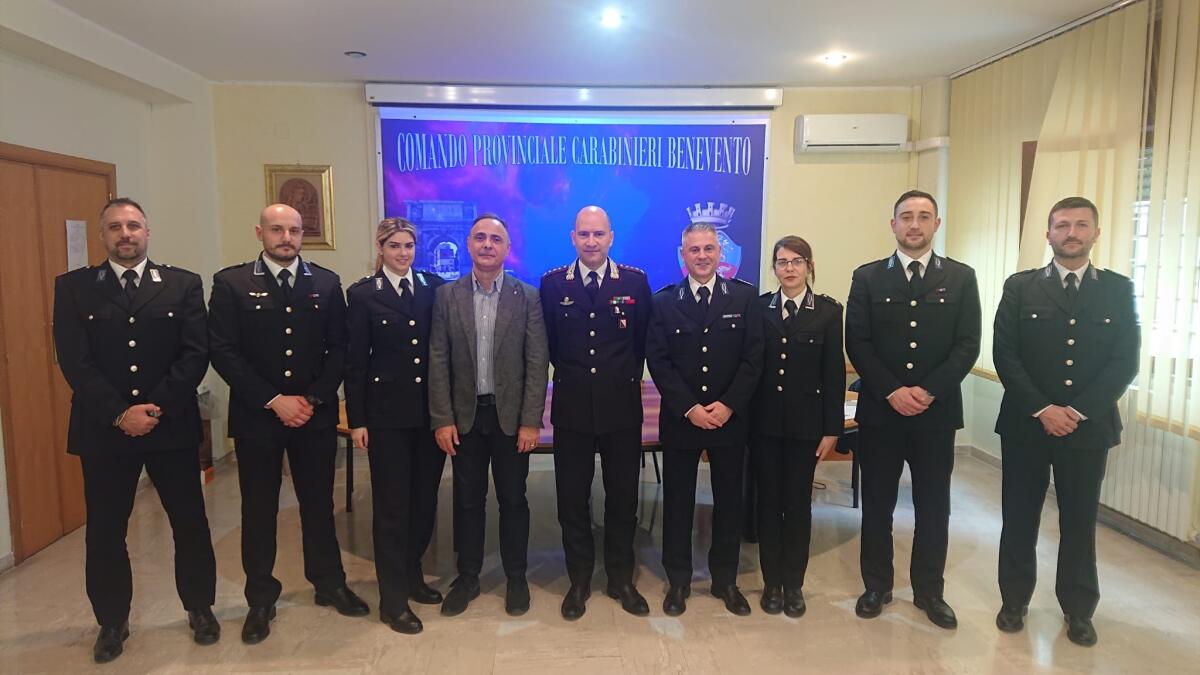 Allievi Vice Ispettori della Polizia Penitenziaria in visita al Comando Provinciale Carabinieri di Beenevento. - 