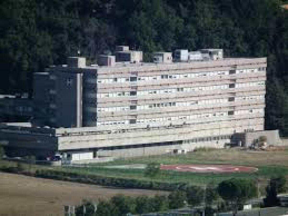Una donna di 94 anni resta per 5 giorni su una barella al Pronto Soccorso  - 