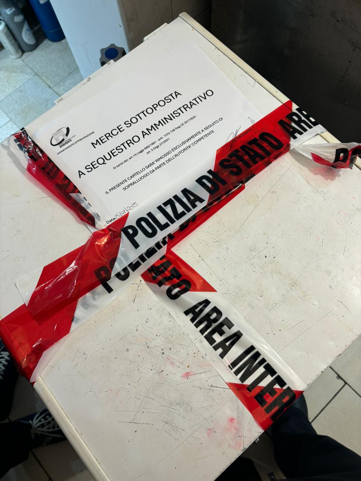 Alimenti privi di tracciabilità e preparazioni gastronomiche "scadute", chiuso attività di ristorazione a Pietrelcina. - 