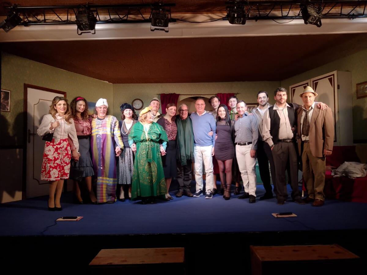 Rotondi. Jesce ò sole APS porta in scena la commedia "Che s'adda fà pe campà". - 