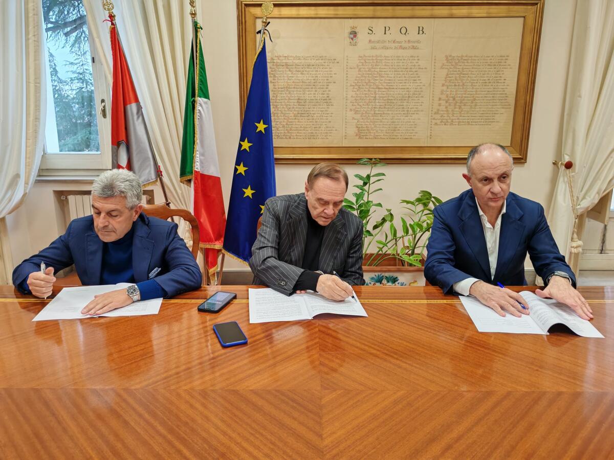 Scalo merci di Ponte Valentino, firmato il protocollo d’intesa fra Comune, Provincia e Asi - 