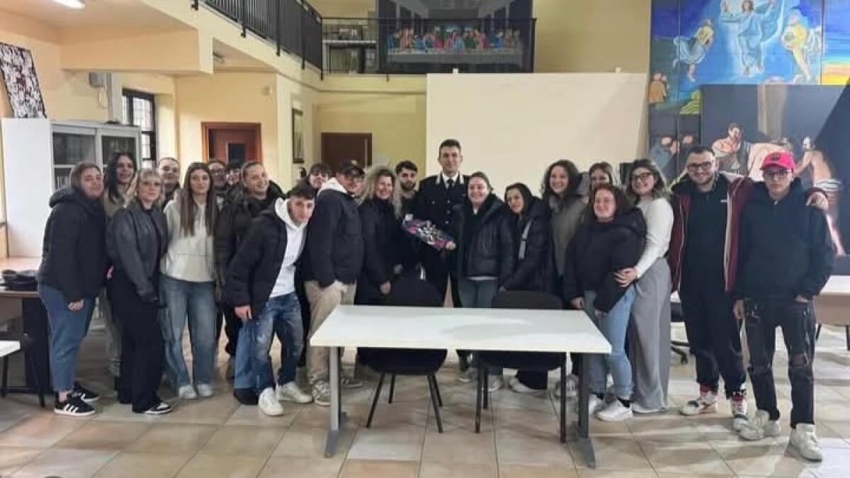 Cultura della legalità. i Carabinieri incontrano i ragazzi del forum giovani. - 