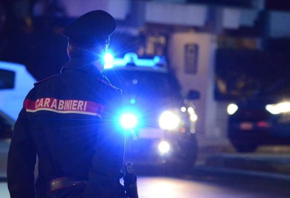 Reati Ambientali: I Carabinieri denunciano 3 persone e sequestrano 2 officine meccaniche. - 