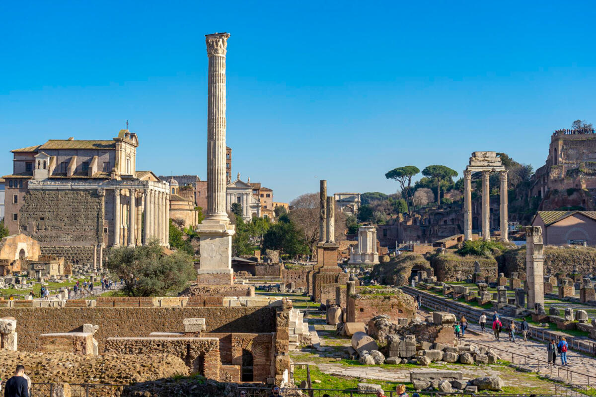 L'orgoglio campano tra le finaliste per Capitale Italiana della Cultura 2027: Pompei e Sant'Andrea di Conza nella top 10 - 