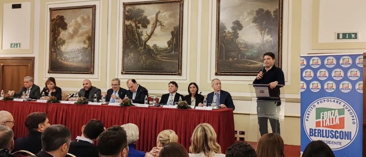 Forza Italia, Rubano alla segreteria regionale: “Sannio roccaforte azzurra" - 