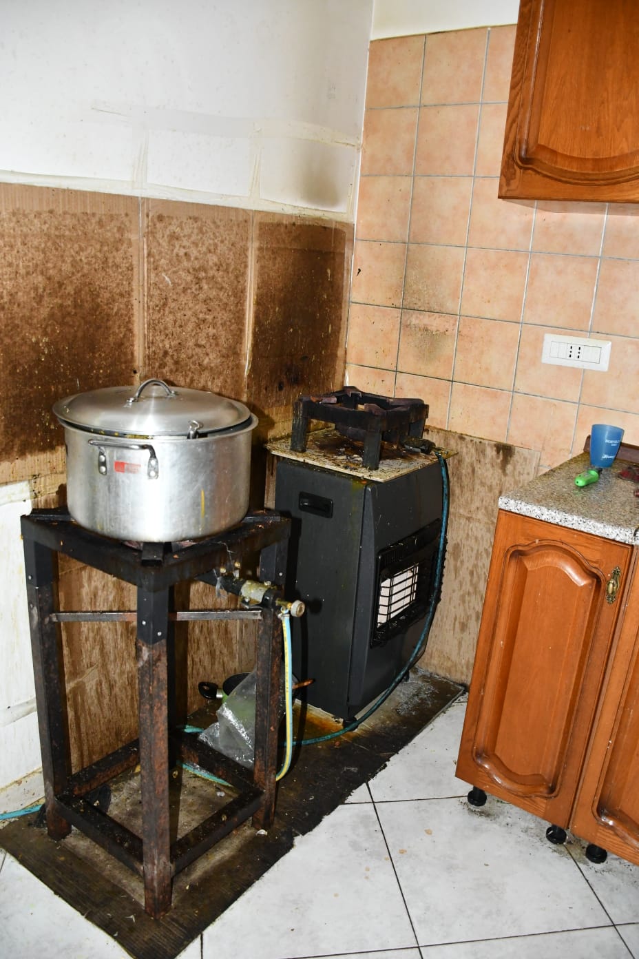 Sfruttamento manodopera clandestina,  sequestrato un opificio a Domicella.