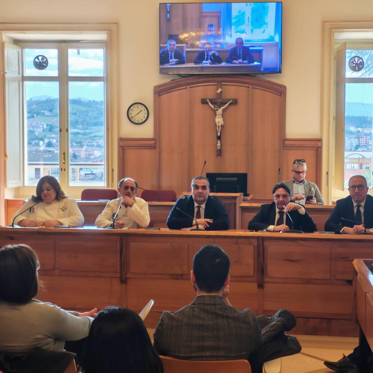 Presentato a Palazzo Mosti il premio 5 Stelle d'oro dell'Associazione italiana cuochi - 