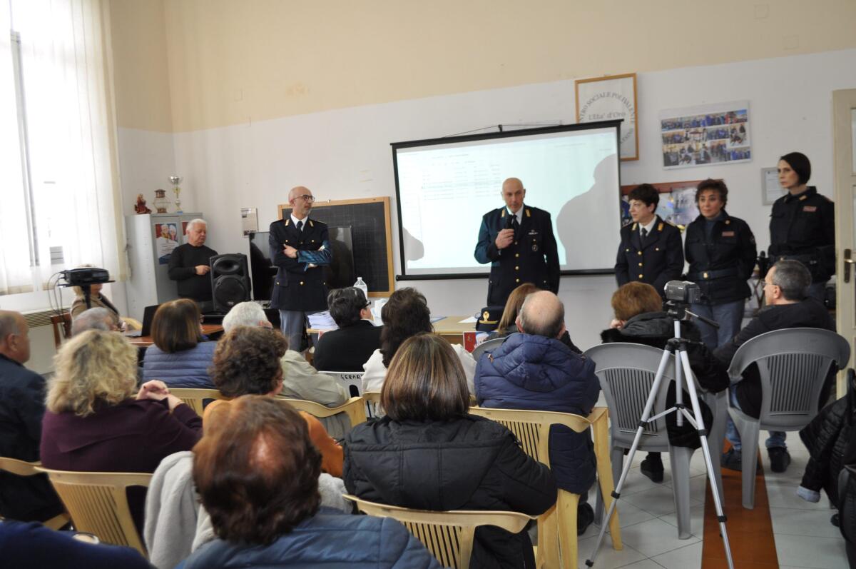 Truffe agli anziani, proseguono incontri di prevenzione della Polizia di Stato - 