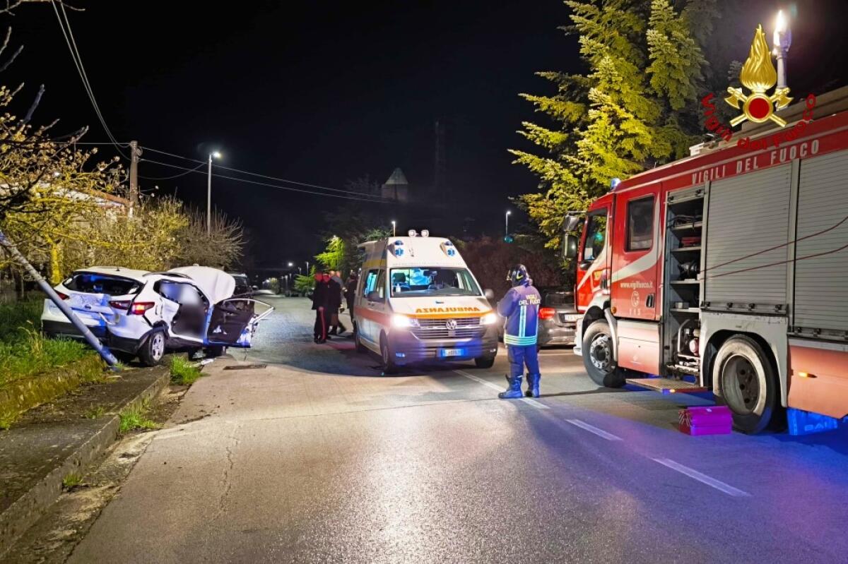 Due persone ferite in un incidente stradale a Bisaccia - 