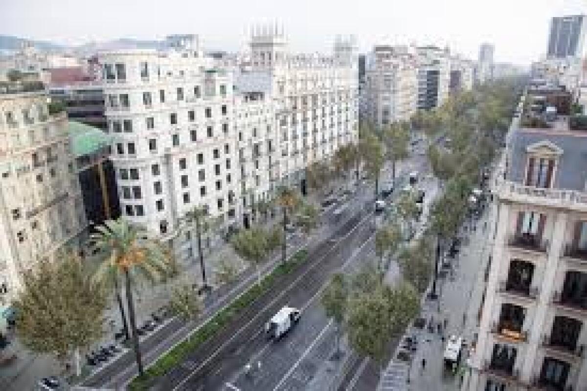 Studenti italiani coinvolti in un incidente stradale a Barcellona. - 