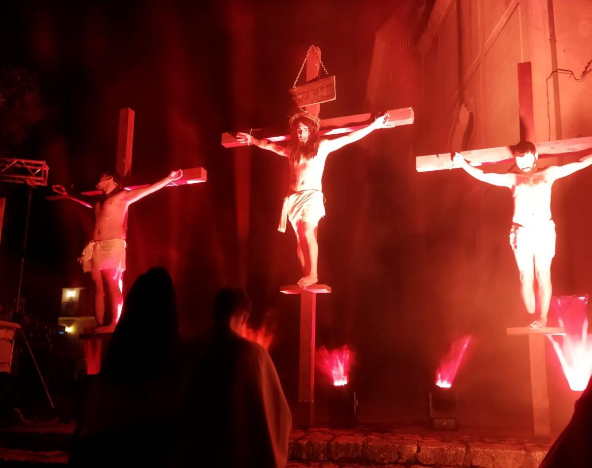 Cervinara: Grande successo per la XXXIII edizione della Via Crucis Vivente - 