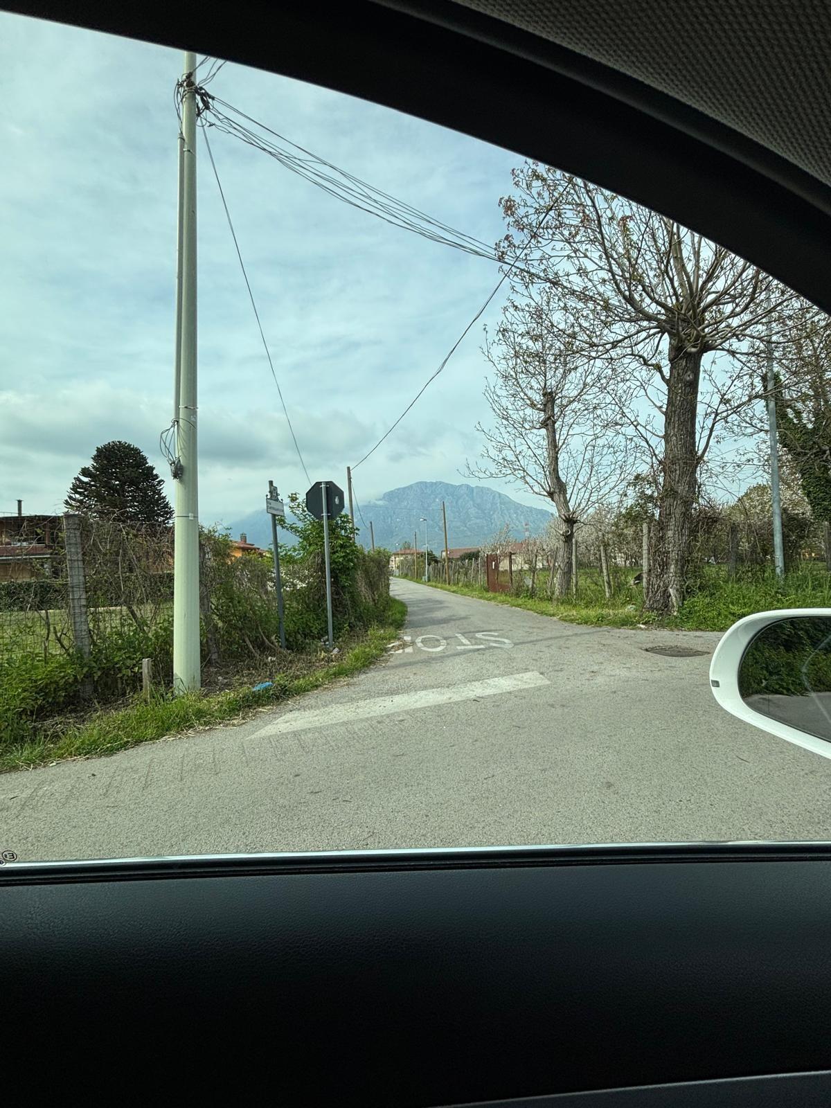 Rotondi. Petizione per evitare installazione ripetitore Telefonia Mobile 5G - 