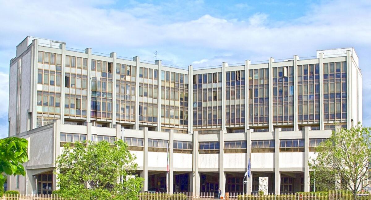 Falsi diplomi, oggi Gip decide su misure cautelari - 