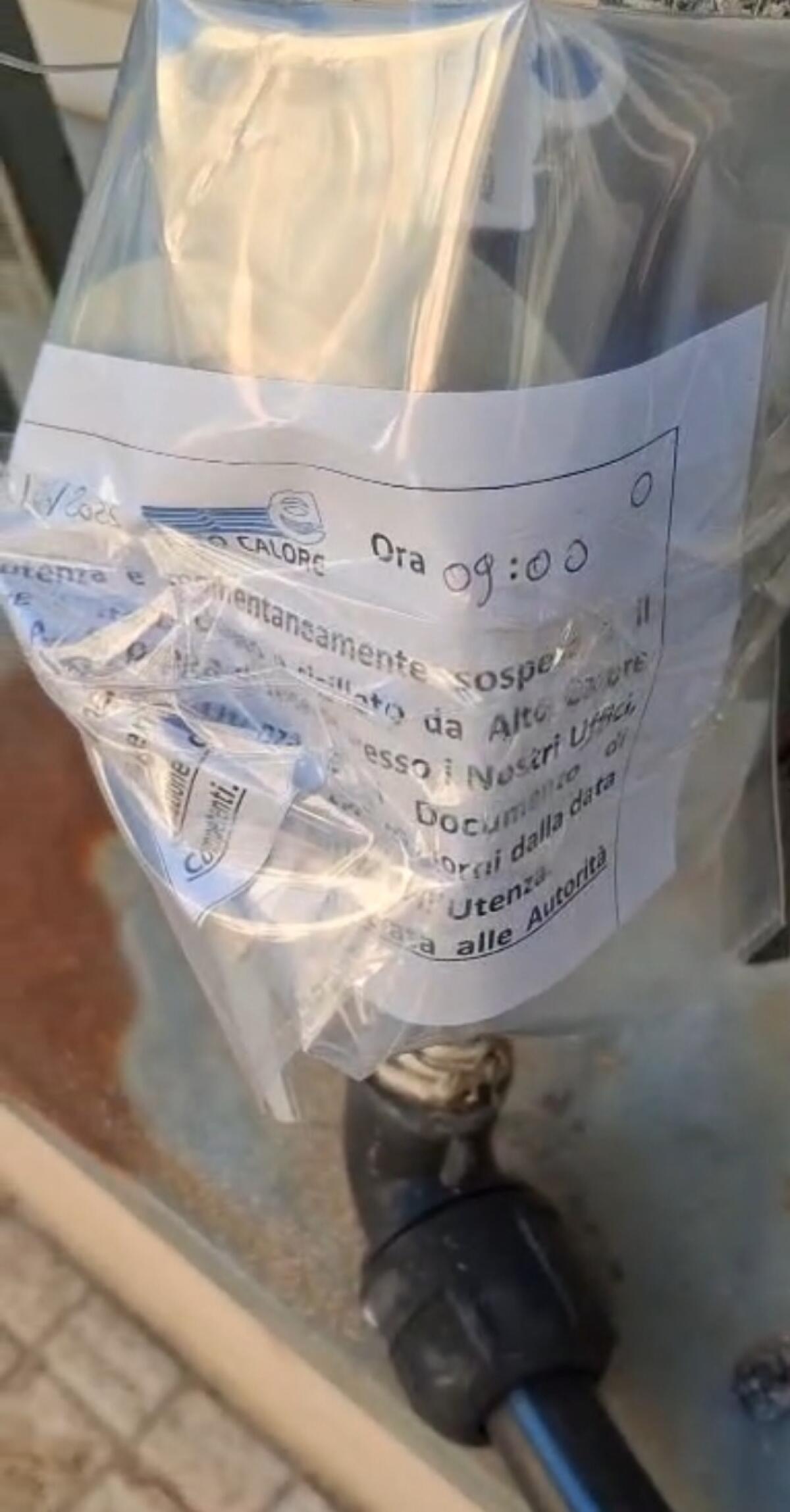 Cervinara. Alto Calore sigilla contatori utenze commerciali morose - 