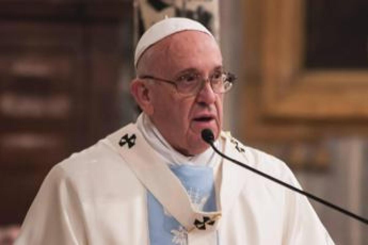 Cervinara. Cordoglio per la morte di Papà Francesco - 