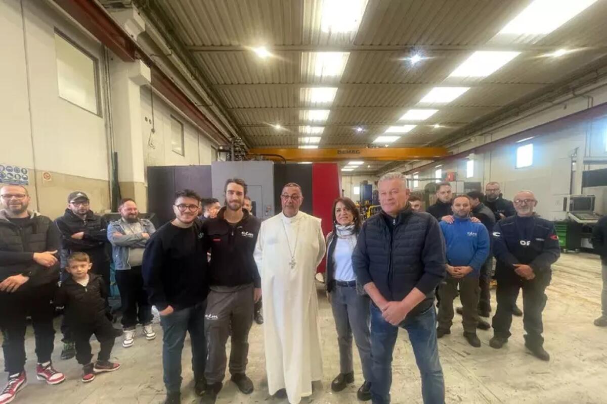 Abate Guariglia in visita ad azienda di Montefredane - 
