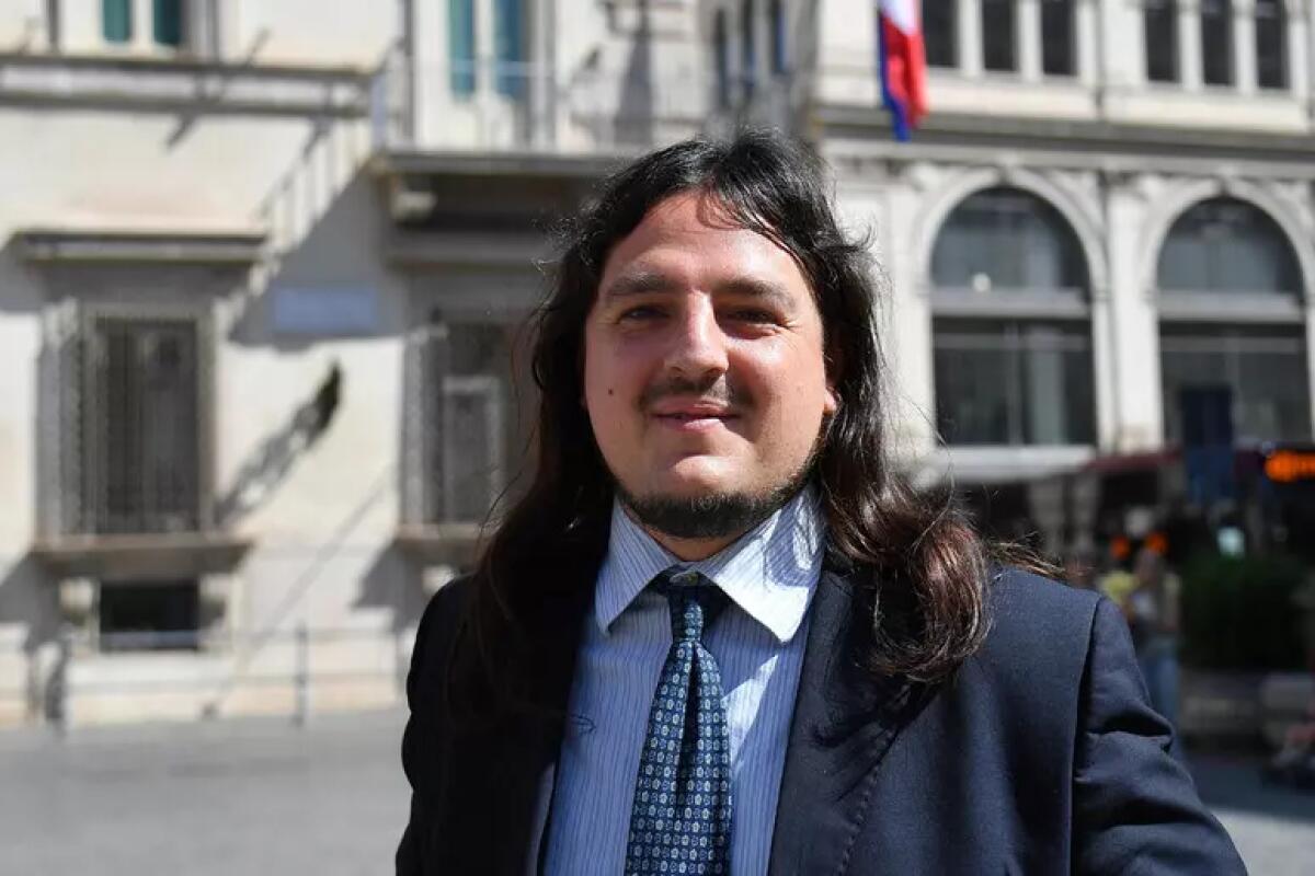 Lettere con proiettili al sindaco di Bacoli Josi Della Ragione. - 