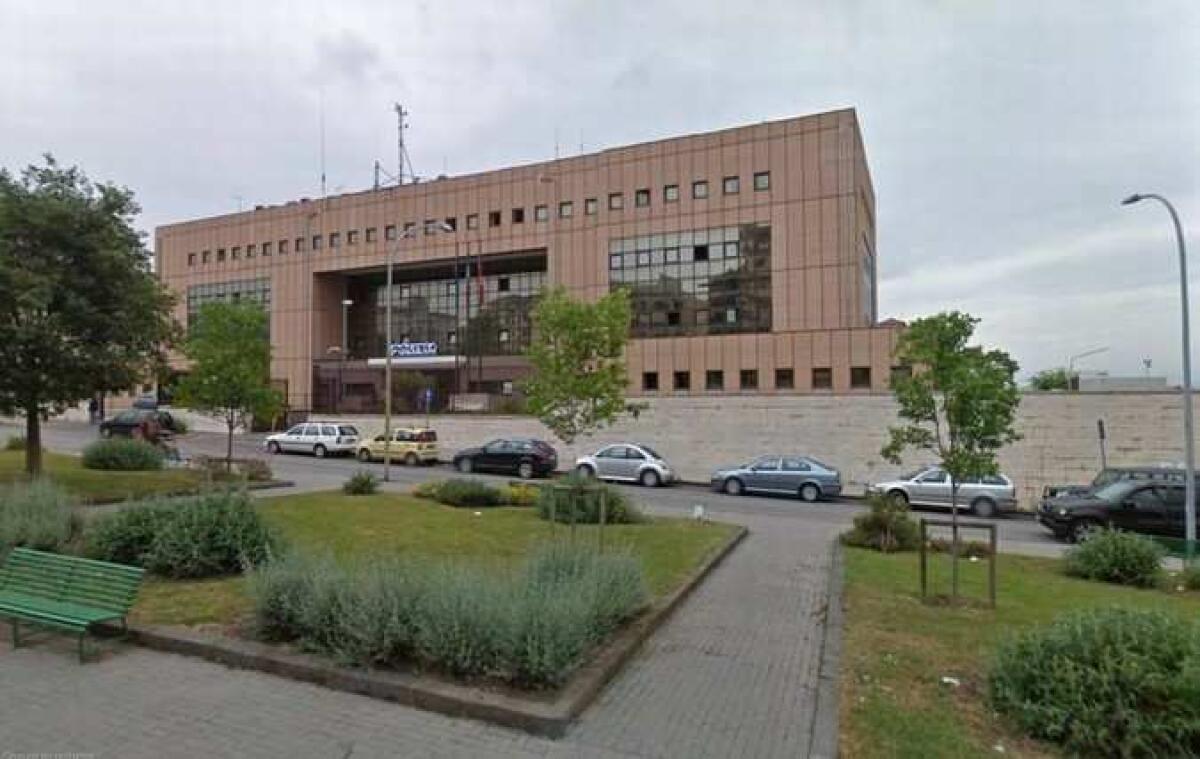 Noleggio autoveicoli senza autorizzazioni, scattando le denunce - 