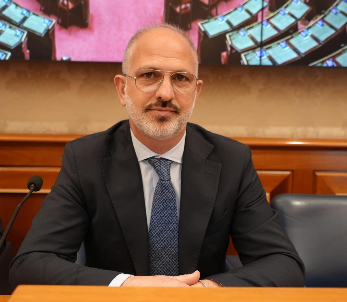 Nave (M5s) denuncia lo stop ferroviario in Valle Caudina, presentata interrogazione parlamentare. - 