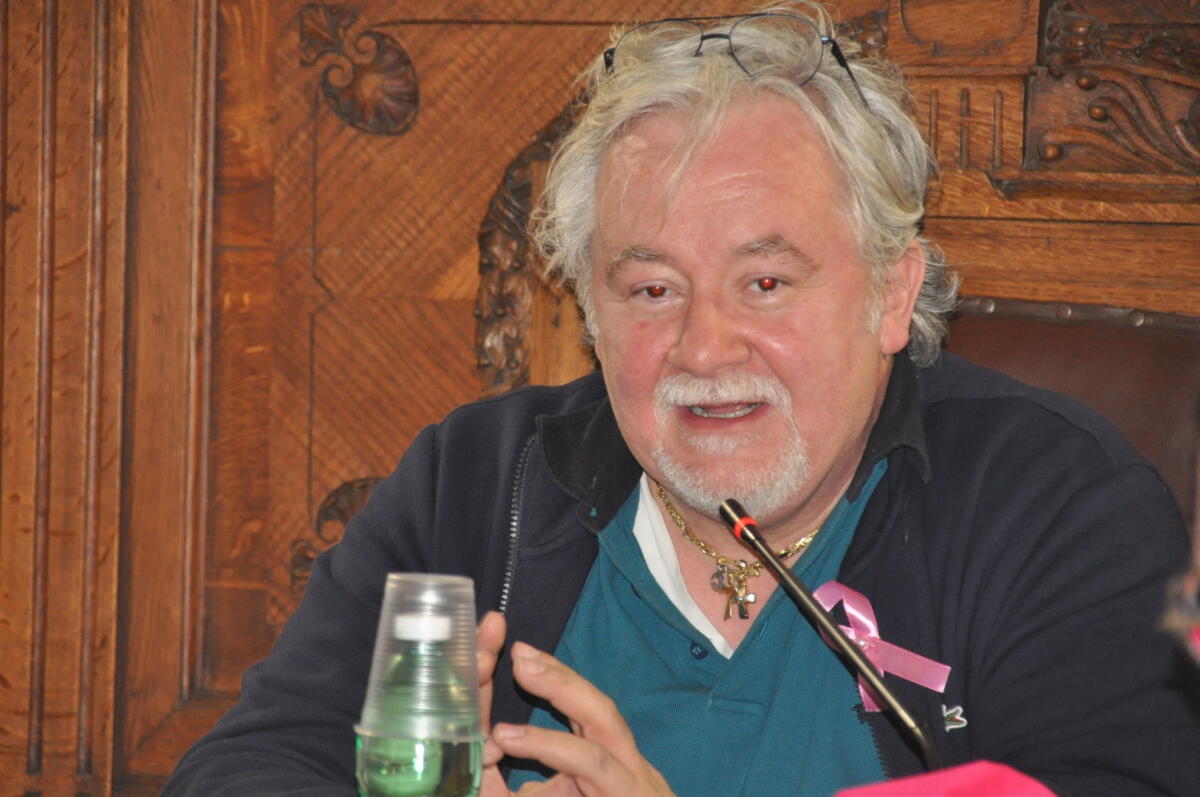 La Rocca dei Rettori illuminata di rosa - 