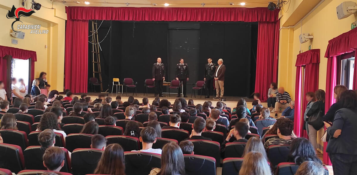 Cultura della legalità, i Carabinieri incontrano circa 500 studenti del Mandamento Baianese e Vallo Lauro. - 