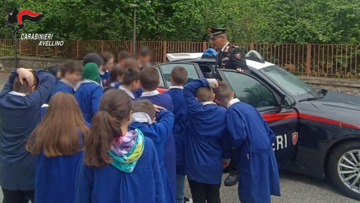 Cultura della Legalità: Carabinieri incontrano studenti di Baiano, Contrada e Forino. - 