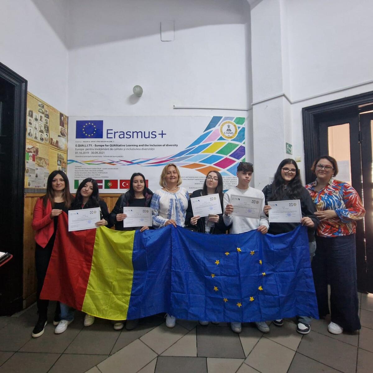 Cinque studenti dell’Istituto Omnicomprensivo “De Sanctis” di Cervinara in Erasmus in Romania. - 