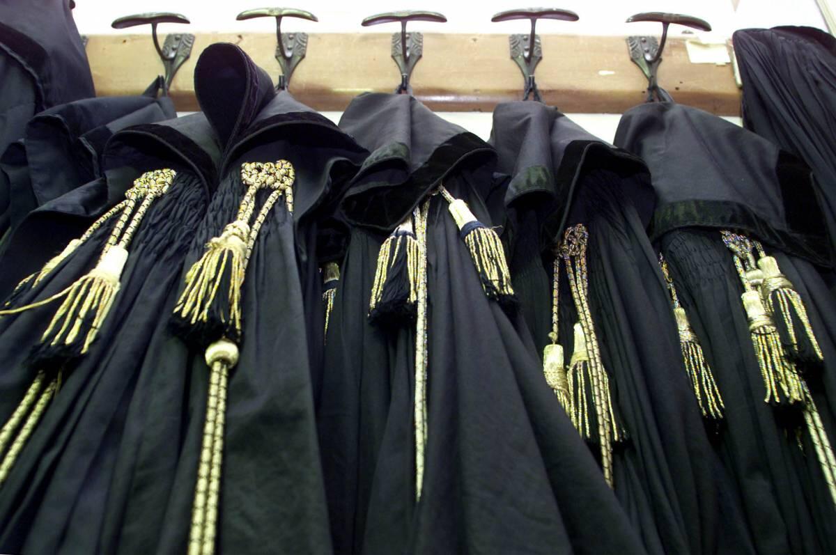 Evasione fiscale e false fatturazioni, annullato decreto sequestro per imprenditore di Montesarchio - 