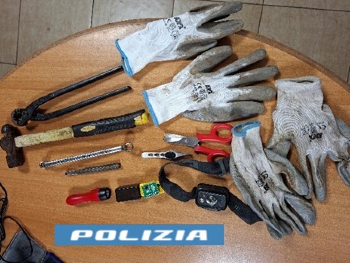 Foglio di via obbligatorio per tre topi d'auto fermati dalla Polizia - 