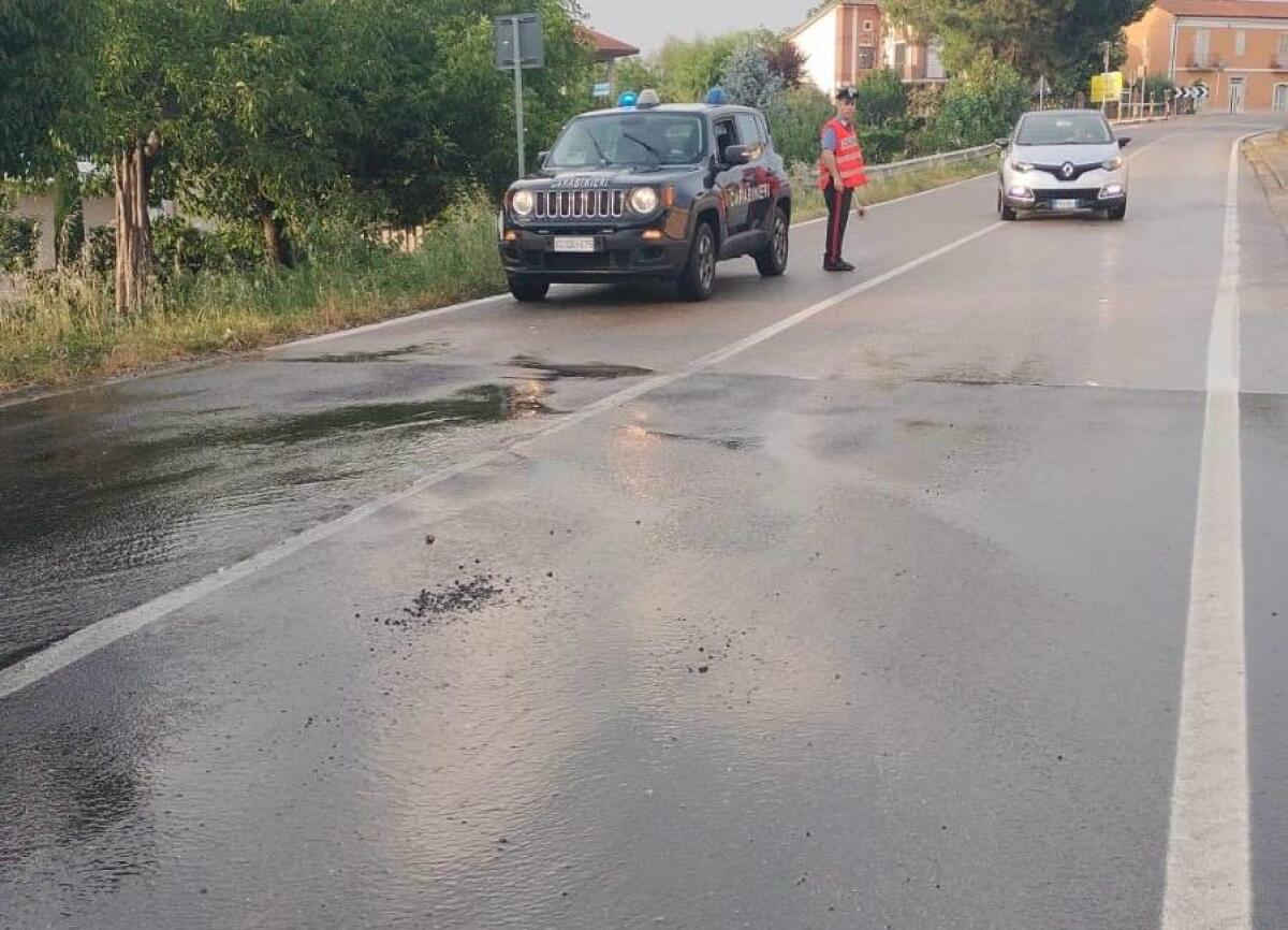 Mirabella Eclano. Si rialza asfalto sulla Statale delle Puglie - 