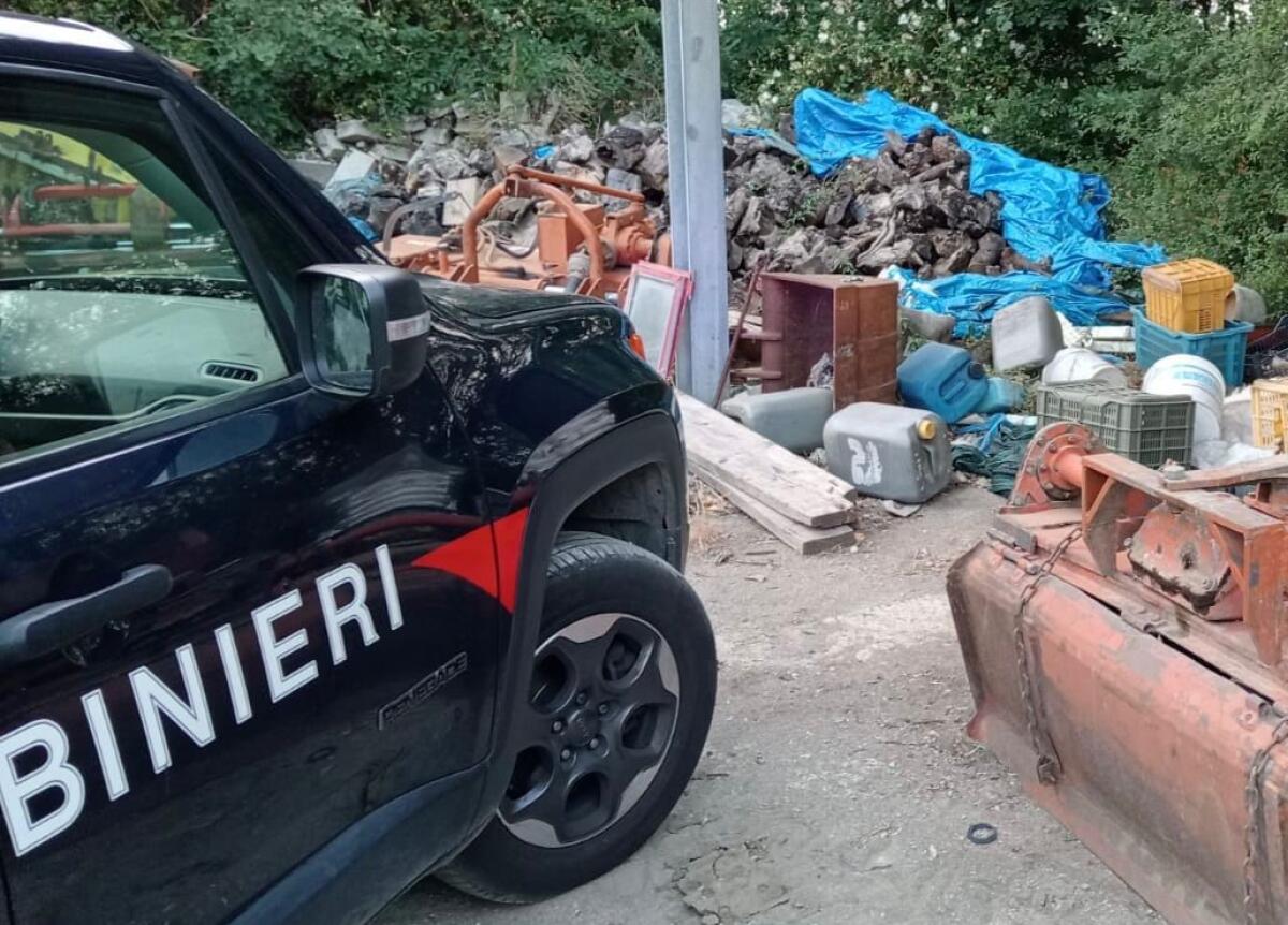 66enne sale sul trattore e si toglie la vita sparandosi un colpo di pistola alla tempia. - 