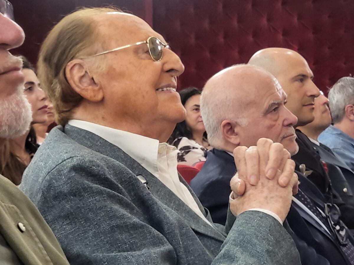 Motivazione per il conferimento della Laurea Honoris Causa al M°Renzo Arbore - 