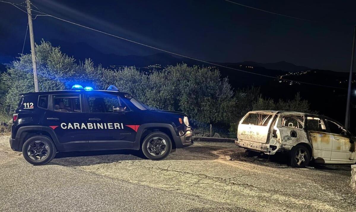 Montemiletto. Incendio distrugge autovettura, si esclude il dolo - 