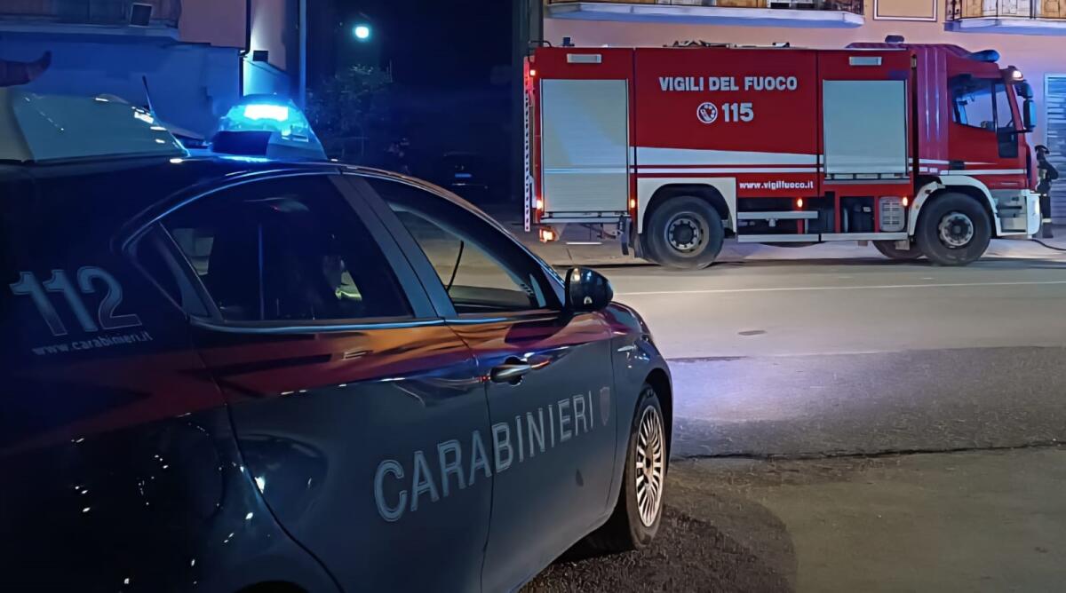Greci. Incendio in un'abitazione, immobile dichiarato inagibile. - 