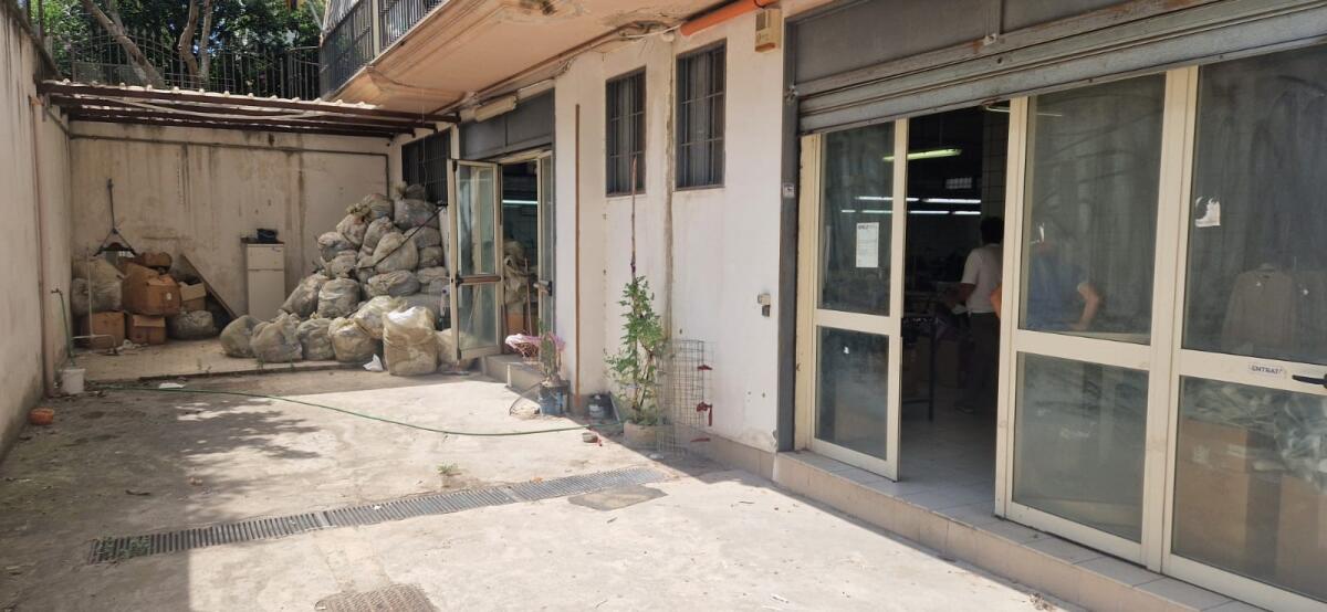 Domicella. Sequestrati due opifici e denunciati quattro cittadini bangladesi. - 