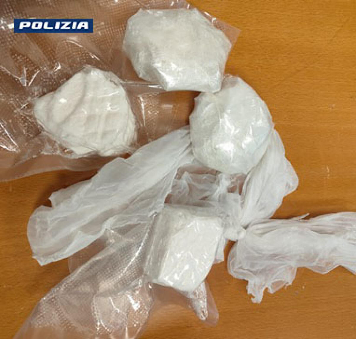 Spaccio di cocaina, in carcere un 27enne e un 61enne di Benevento - 