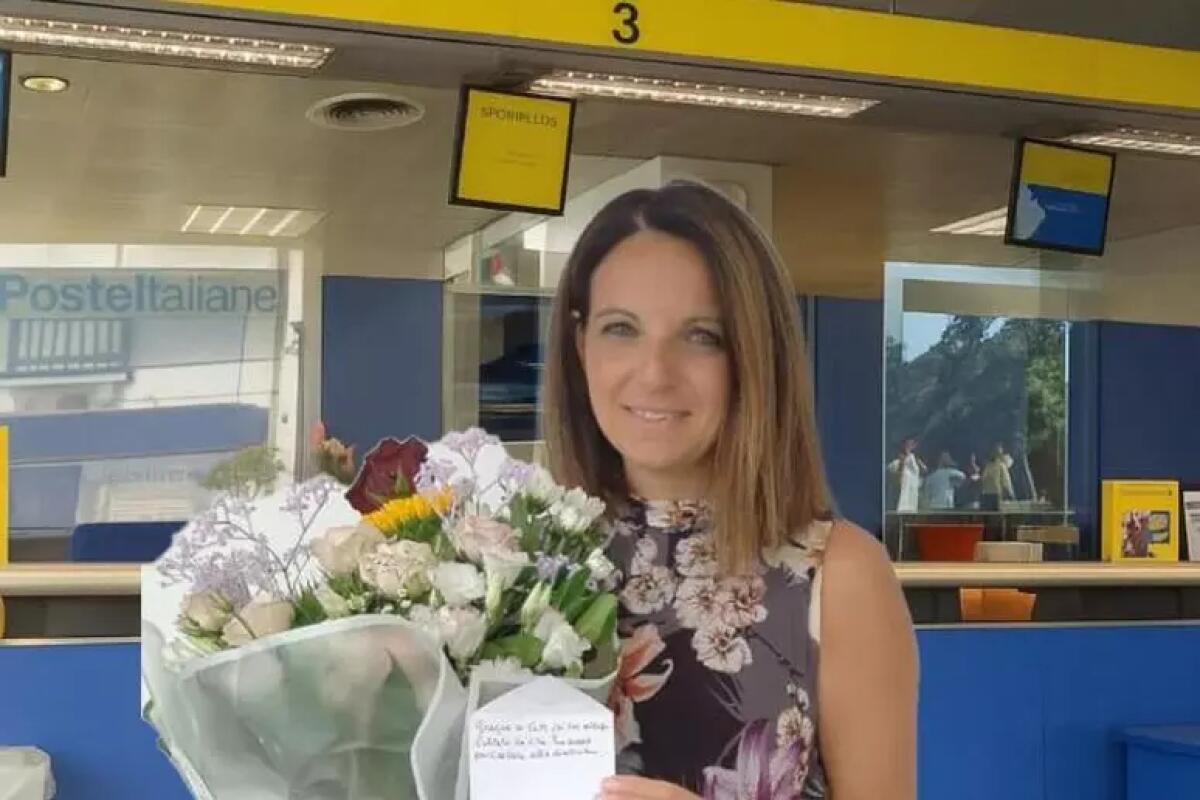 Anziana si sente male alle Poste, il personale la salva - 