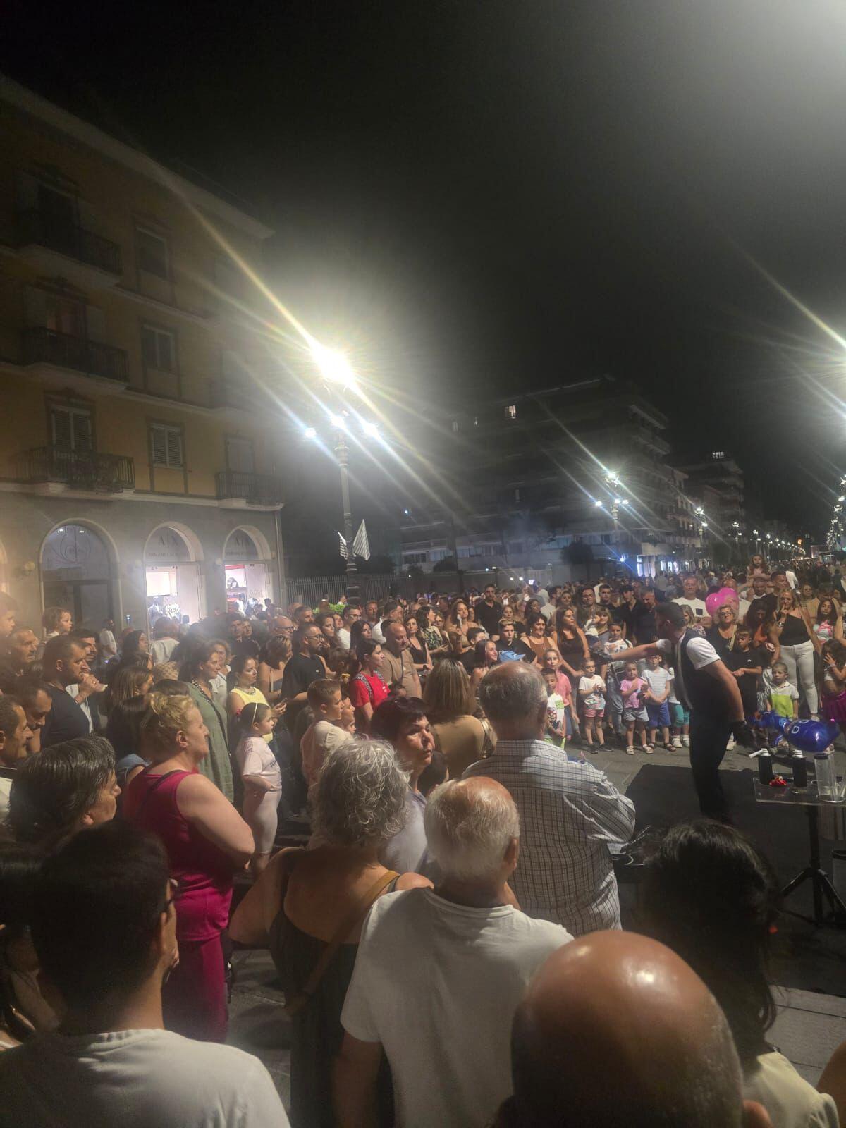 Avellino. Grande successo per la Notte dei Saldi. - 