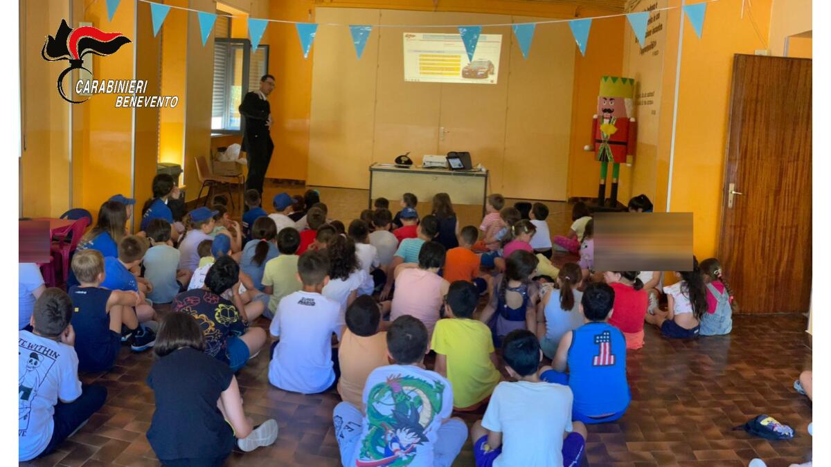 I Carabinieri tra i ragazzi per seminare legalità. - 