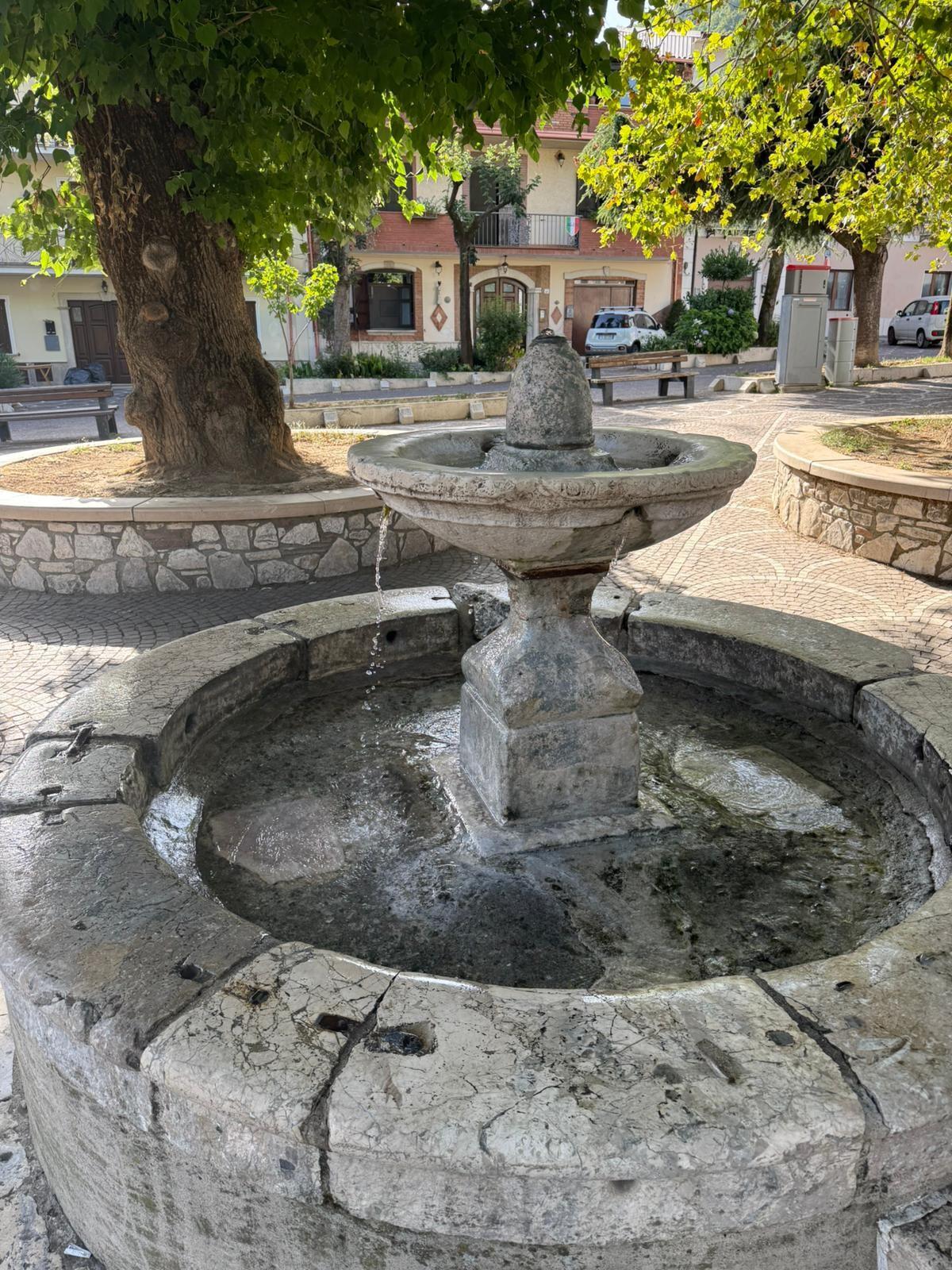 Cervinara. Assessore Perrotta: primo intervento alla Fontana di Ferrari. - 