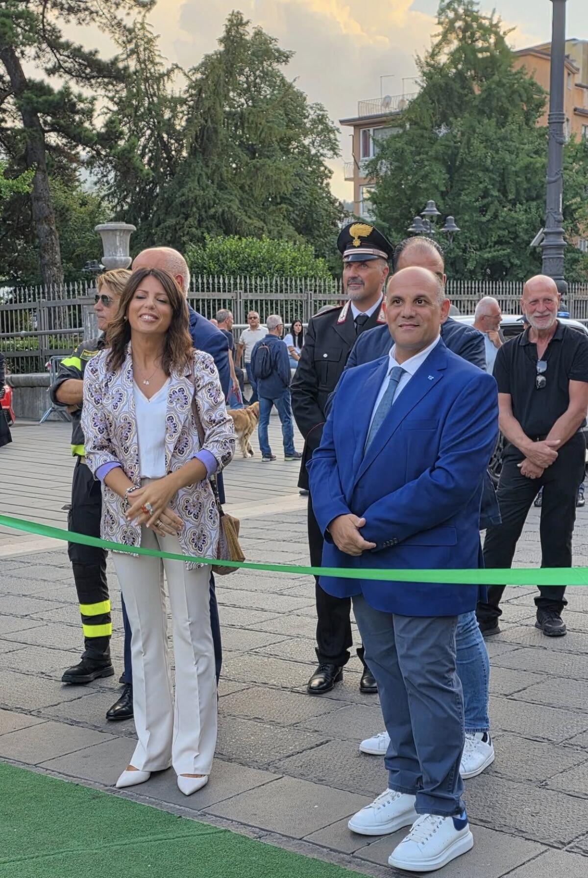 Confesercenti: questa sera negozi aperti fino alle 23 e weekend all’insegna dei sapori irpini. - 