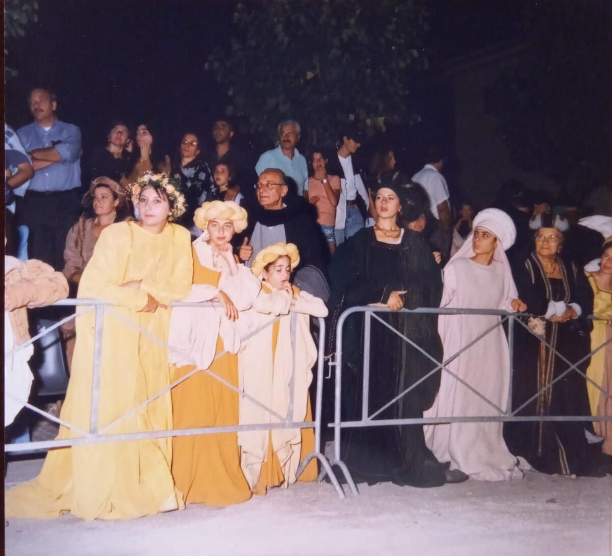 San Martino Valle Caudina. “…te piace o’ Presepe?”……No, nun me piace!… - 