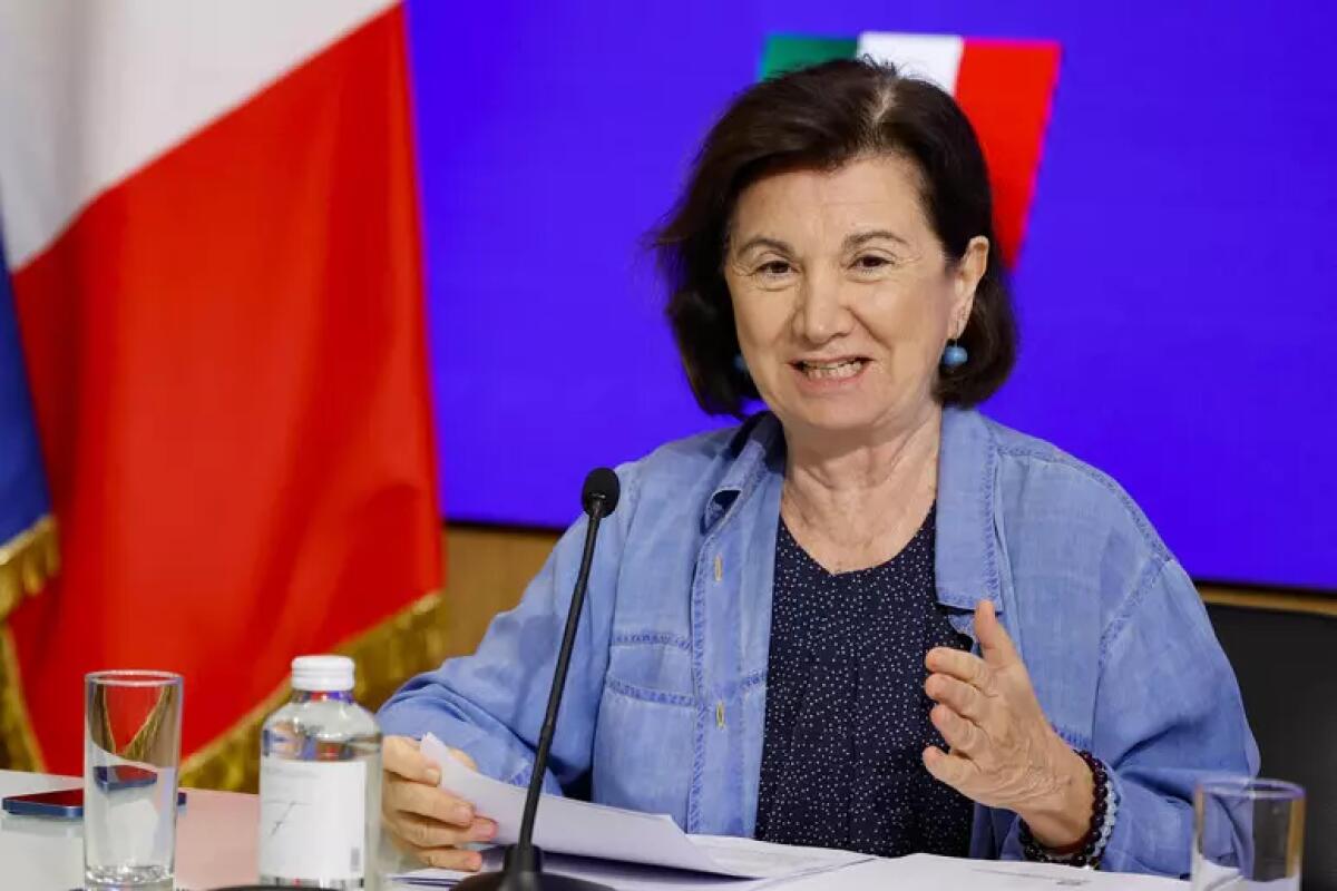 Foto rubate e postate sul web, chiude il sito sessista. - 