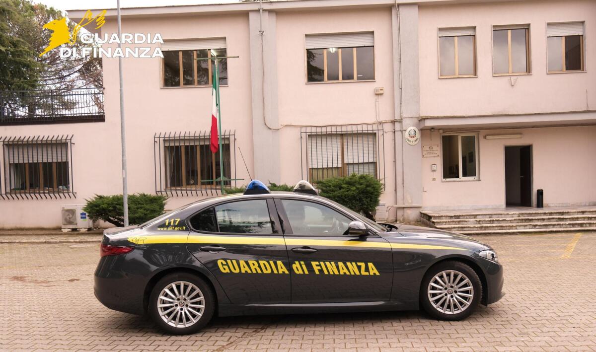 Lavoratori in nero scoperti dalla Guardia di Finanza a  Forchia e a Pago Veiano - 