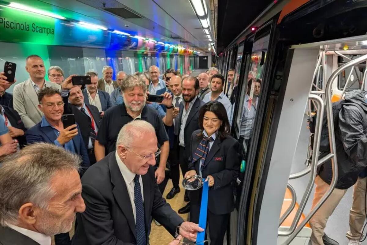 Eav: De Luca, abbiamo risanato azienda indebitata - 