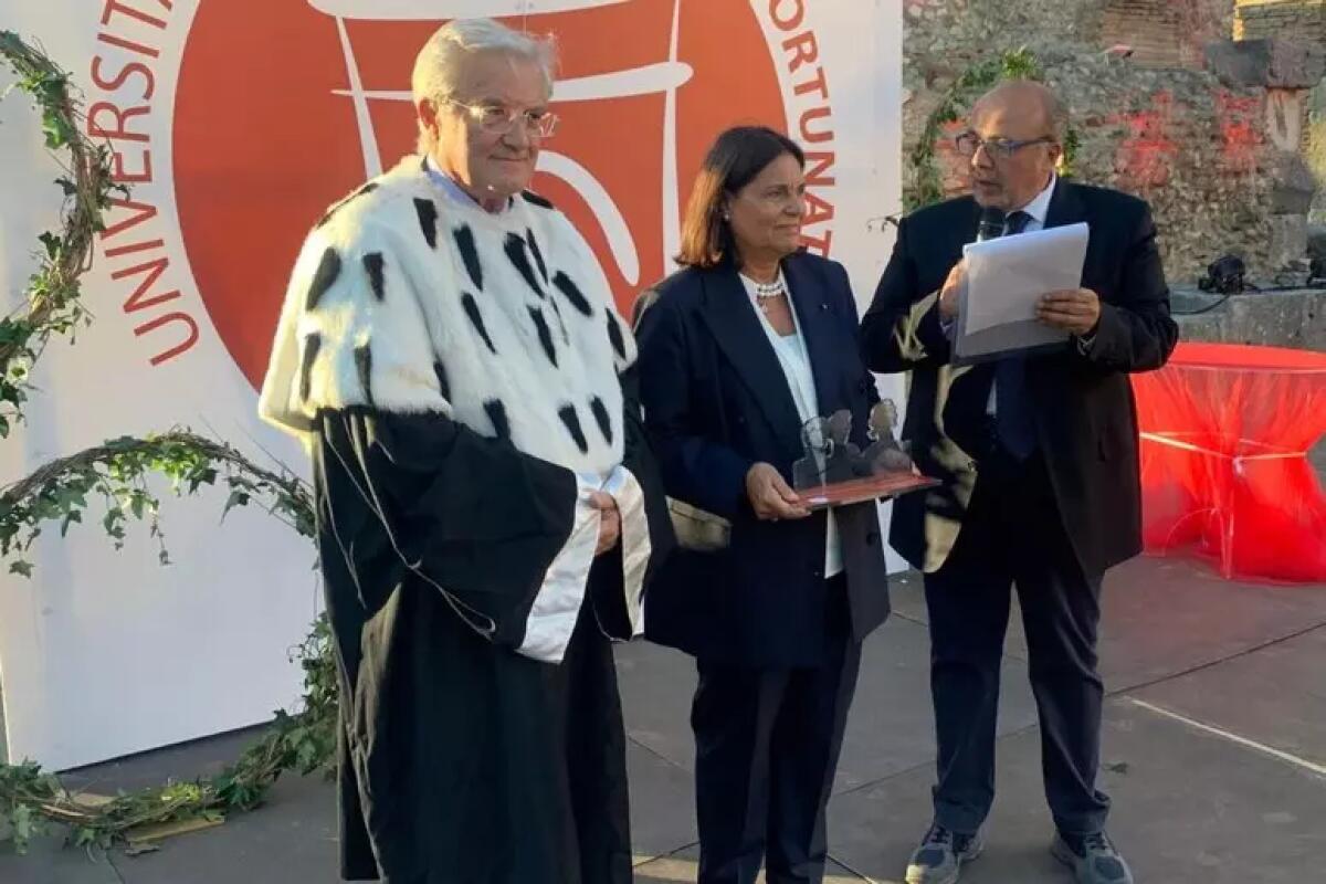 Graduation Day a Benevento. Premio Traiano a G.Palmieri Sandulli - 